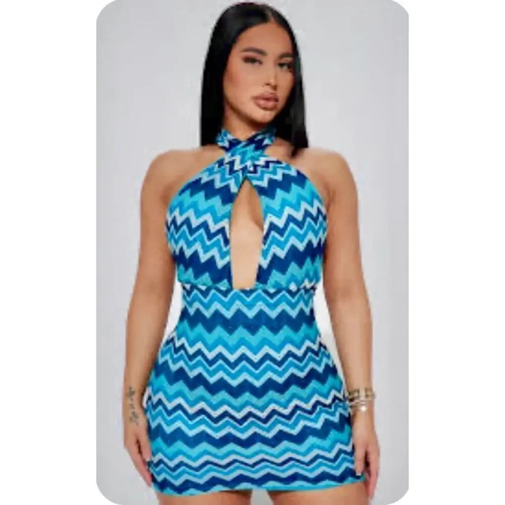 NWT Almost famous Sz L Teal White Chevron Backless Cleavage Sexy Fun mini dress